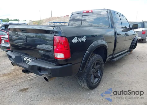 2010 Dodge Ram 1500 z USA, uszkodzony, nr VIN 1D7RV1GT0AS224847